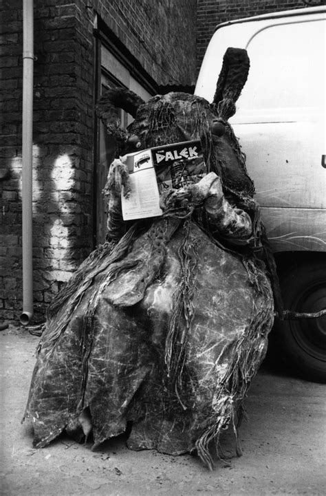 Rare Behind The Scenes Photos From Classic Doctor Who - Sci-Fi Design