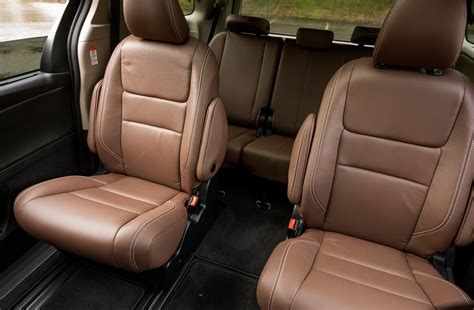 2020 Toyota Sienna: 198 Interior Photos | U.S. News