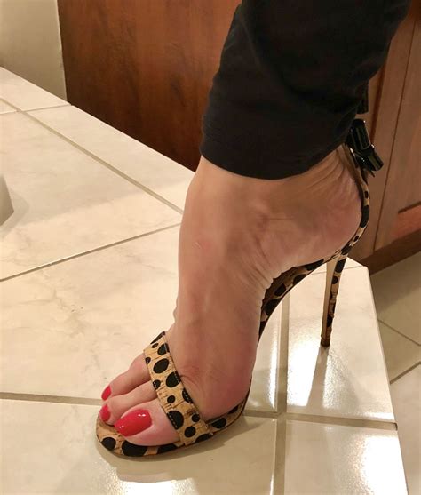 Pin on High Heels