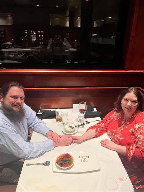 Amber Robinson (@amberrobinsonofficial) • Instagram photos and videos