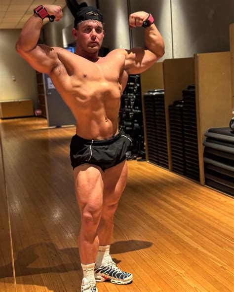 DYLAN SCRUTON | LIFESTYLE COACH (@coach_dylanscruton) • Instagram