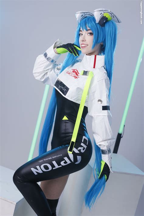 MorganLeFoy Nude, OnlyFans Leaks, Fappening - FappeningBook