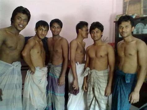 lungi men    cute indian men   nativ flickr