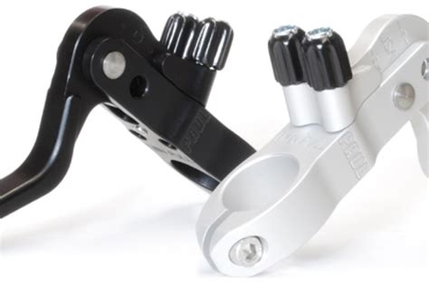 duplex lever lets disabled cyclists activate  brakes   hand