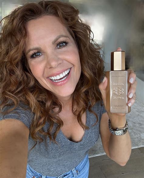 Robyn Lively (@robynlively) • Instagram photos and videos