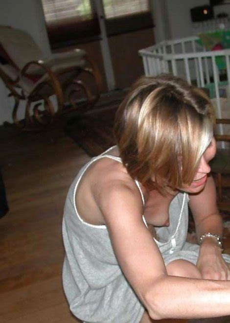 oops  accidentally revealed  lovely boob porn pic eporner