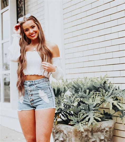 Download Addison Rae Aesthetic Shot Wallpaper | Wallpapers.com