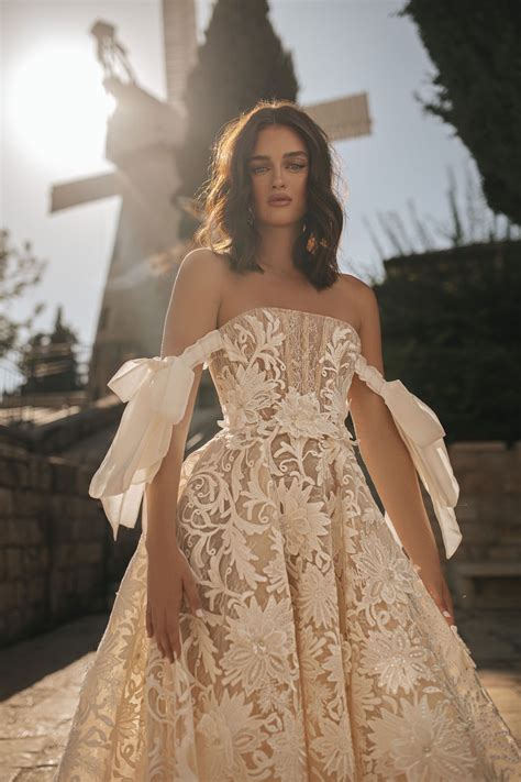 Second marriage wedding dresses color | Beachweddingtips.com