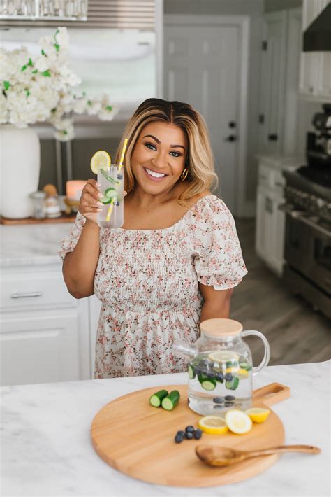 The Best Fruit-Infused Water Recipes For Summer And Beyond - Life with