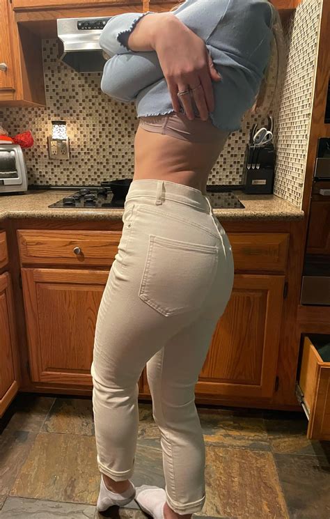 6 years and 2 kids later 🤷‍♀️ Mommy 30 [F] - 𝗙𝗿𝗲𝗲 𝗱𝗮𝗶𝗹𝘆 𝗻𝘂𝗱𝗲𝘀! 𝗩𝗶𝘀𝗶𝘁
