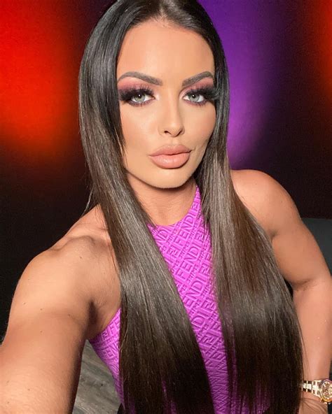 Mandy Rose : r/WrestleCuties