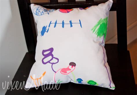 Personalized Pillow | Fun Family Crafts