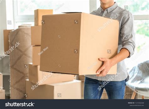 29,795 Hand Carry Box Stock Photos, Images & Photography | Shutterstock