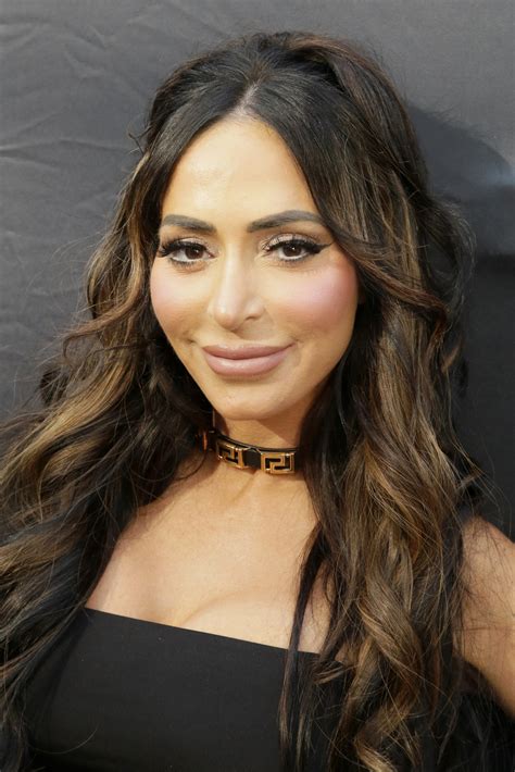 Angelina Pivarnick Left Jersey Shore Because of Mike Sorrentino