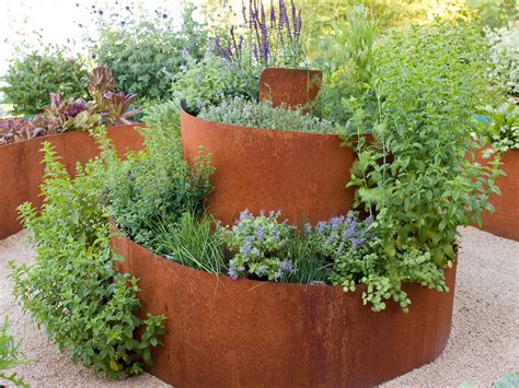 29 Raised Bed Designs for Vegetable and Flower Gardens - Quiet Joy At Home