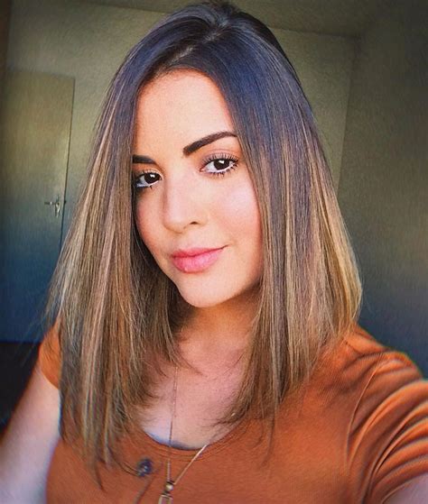Long Bob Chanel De Bico Médio - chanel de bico long bob | Penteados, Cortes de cabelo feminino, Cabelo