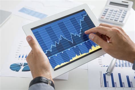 Smart Investors With $1,000 Are Buying These Stocks Right Now | The ...