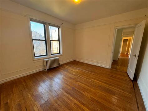 Pelham parkway bronx construction is causing massive traffic delays 1