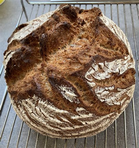 Urdinkel Vollkornbrot - Standard Rezept - Einfach Backen – Marcel Paa