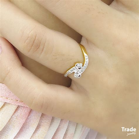 R-2368 แหวนเพชร ทรงหัวใจไขว้ เพชรรวม 14 ตัง น้ำ 95 ทอง 18k สั่งซื้อได้ ...