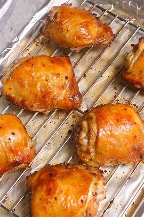 how long to bake bone in chicken thighs at 350