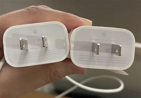 iPhone 20 Watts Charger: Did I get scammed? Left is from the Apple