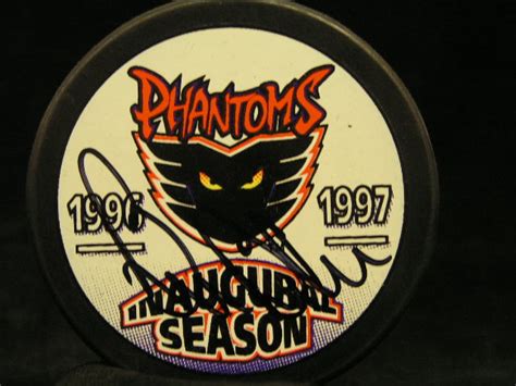 Philadelphia Flyers Bill Barber Autographed Puck - Carls Cards & Collectibles