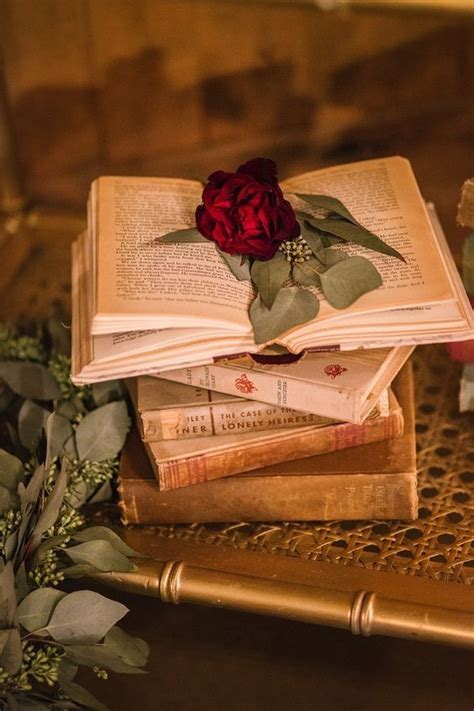 Pin oleh Lady G. di Once Upon a Time | Bunga, Tanda kayu, Buku