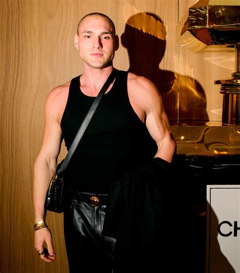 leo skepi apologizes  accusations  fatphobia time