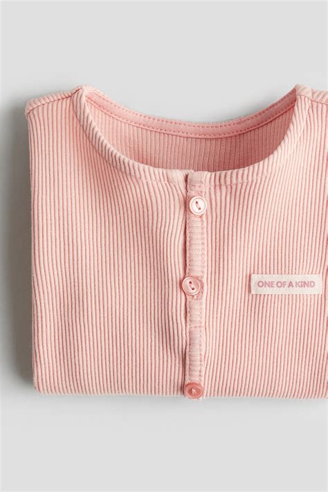 Блуза от трико с декоративни копчета - Розов - ДЕЦА | H&M BG