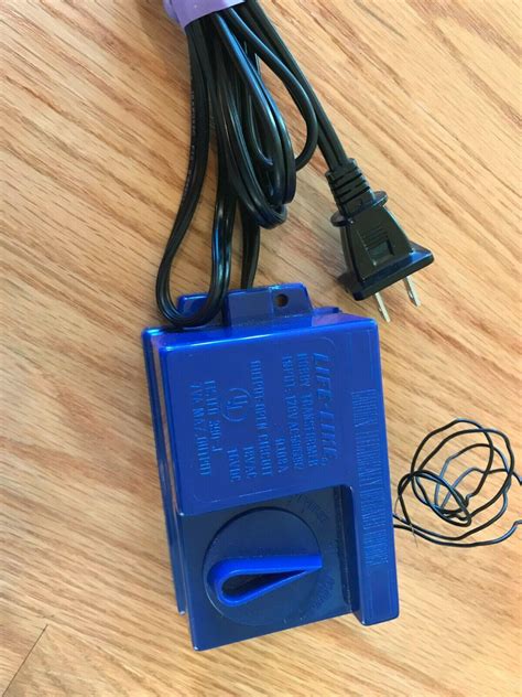 CSX Life Like HO Scale Train Set w/Powered Locomotive 2678 - Used