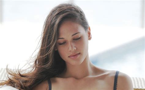 Tiffany Thompson Wallpapers Group (45+)