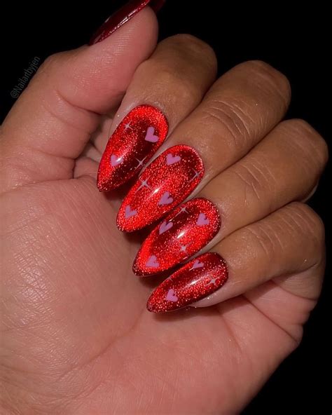 30 Pretty Cat Eye Nails You'll Want to Try Vday Nails, Holo Nails, Red ...