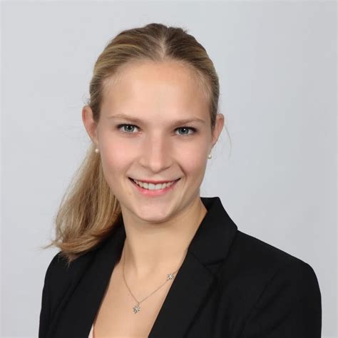 lilli moeller gruenderin jellysdesign xing