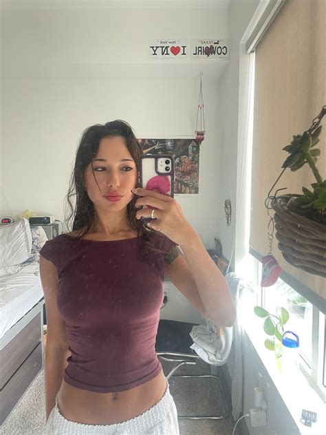 New here 🧞‍♀️ : r/midriff