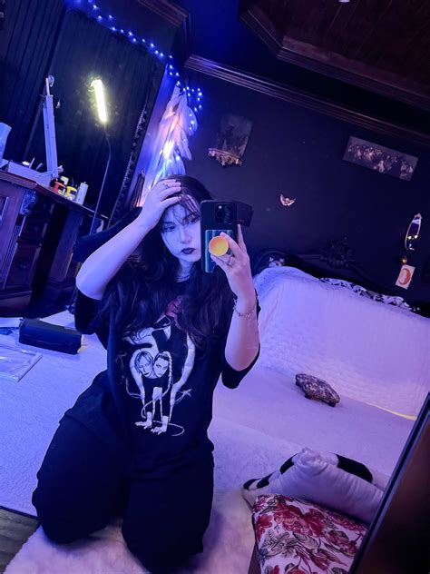 Lee (@goth__egg) • Instagram photos and videos