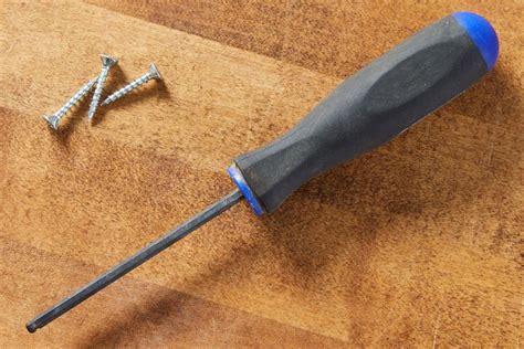 17 Types of Screwdrivers and How to Choose