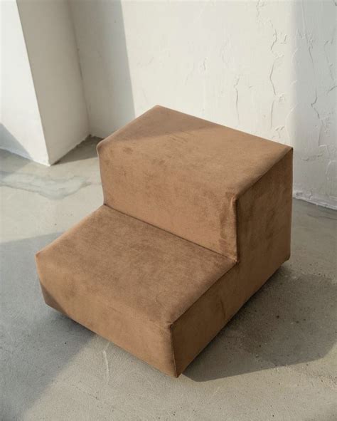 Лесенка для питомца | Floor chair, Decor, Flooring