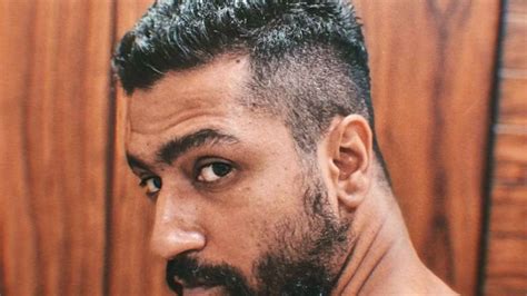 Barbers are reacting to viral medium haircut styles mens trends 1