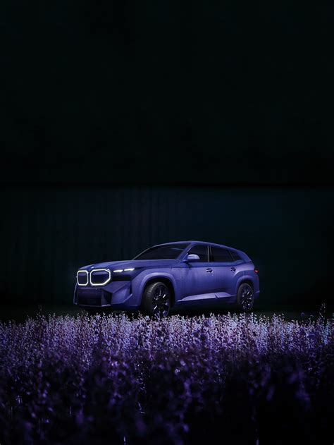 BMW XM Mystique Allure x Naomi Campbell