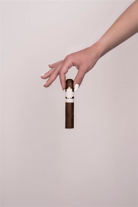 CigarKings Wide White | Nicaragua | Totalmente a mano | Cigar Zigarre