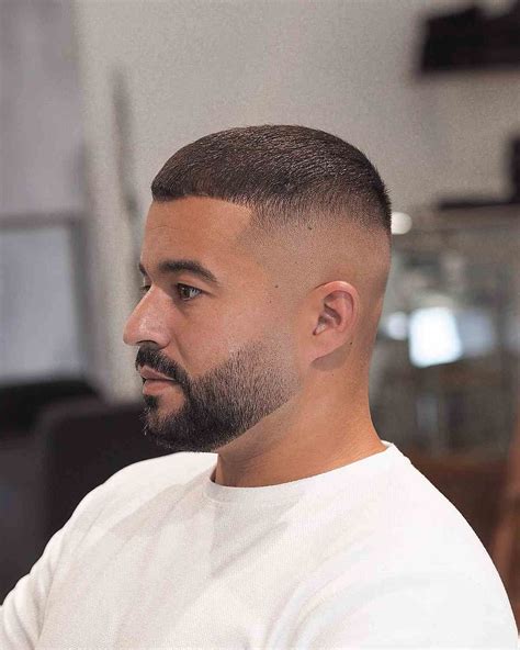 16 Inspirasi Model Buzz Cut yang Keren dan Tak Membosankan