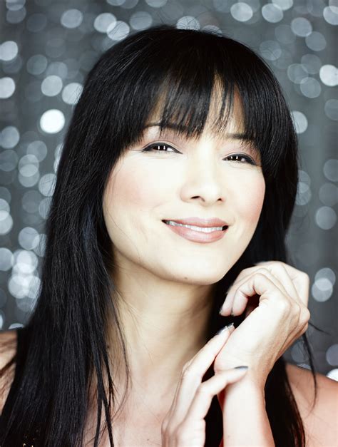 Kelly Hu