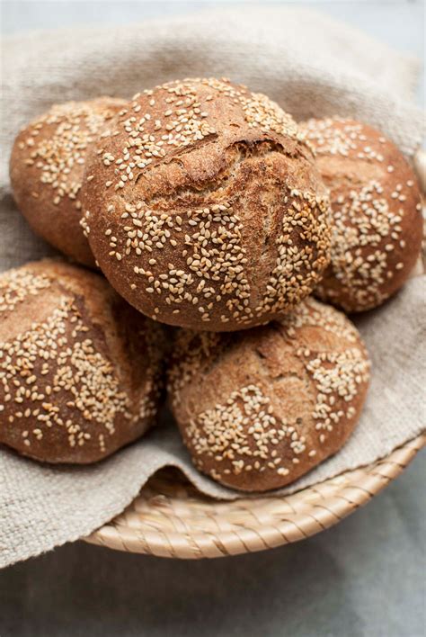 Whole Grain Wheat Sourdough Hamburger Buns With Tarragon | My Daily ...