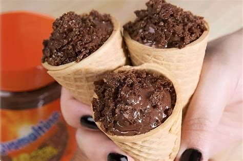Cone trufado com recheio de Ovomaltine para fazer em casa ou vender ...