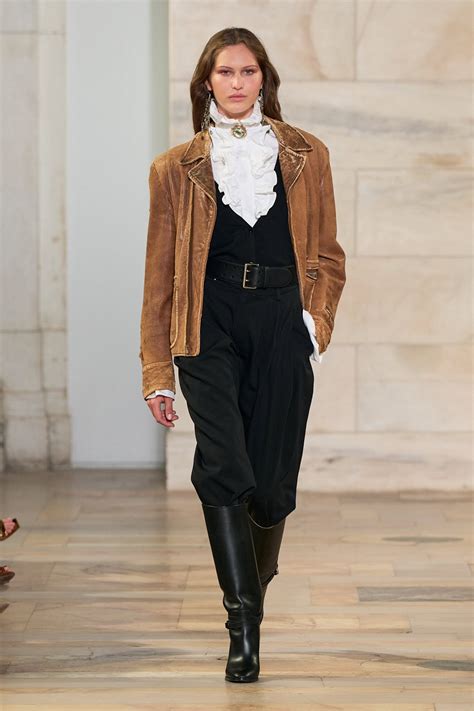 Ralph Lauren Fall 2025 Fashion Show | The Impression