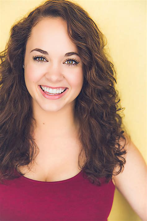 Natalie Gold : r/reactgirlsofYT