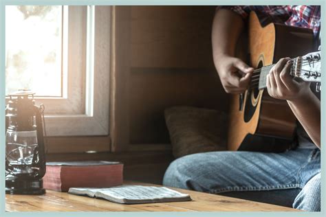 Experts explain why choosing hymns for memorial services matters 13