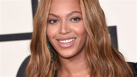 Ivy Park : Beyoncé a dévoilé les styles surprenants de sa nouvelle ...