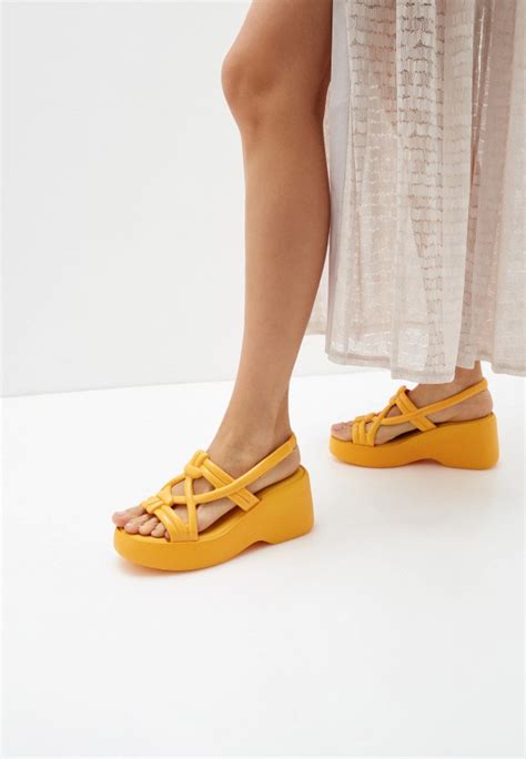 Босоножки Melissa, цвет: оранжевый, RTLABE814701 — купить в интернет ...